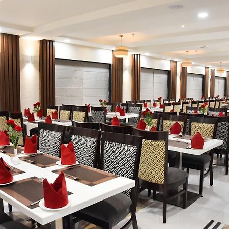 Hotel Platinum Shravasti Katra  Extérieur photo