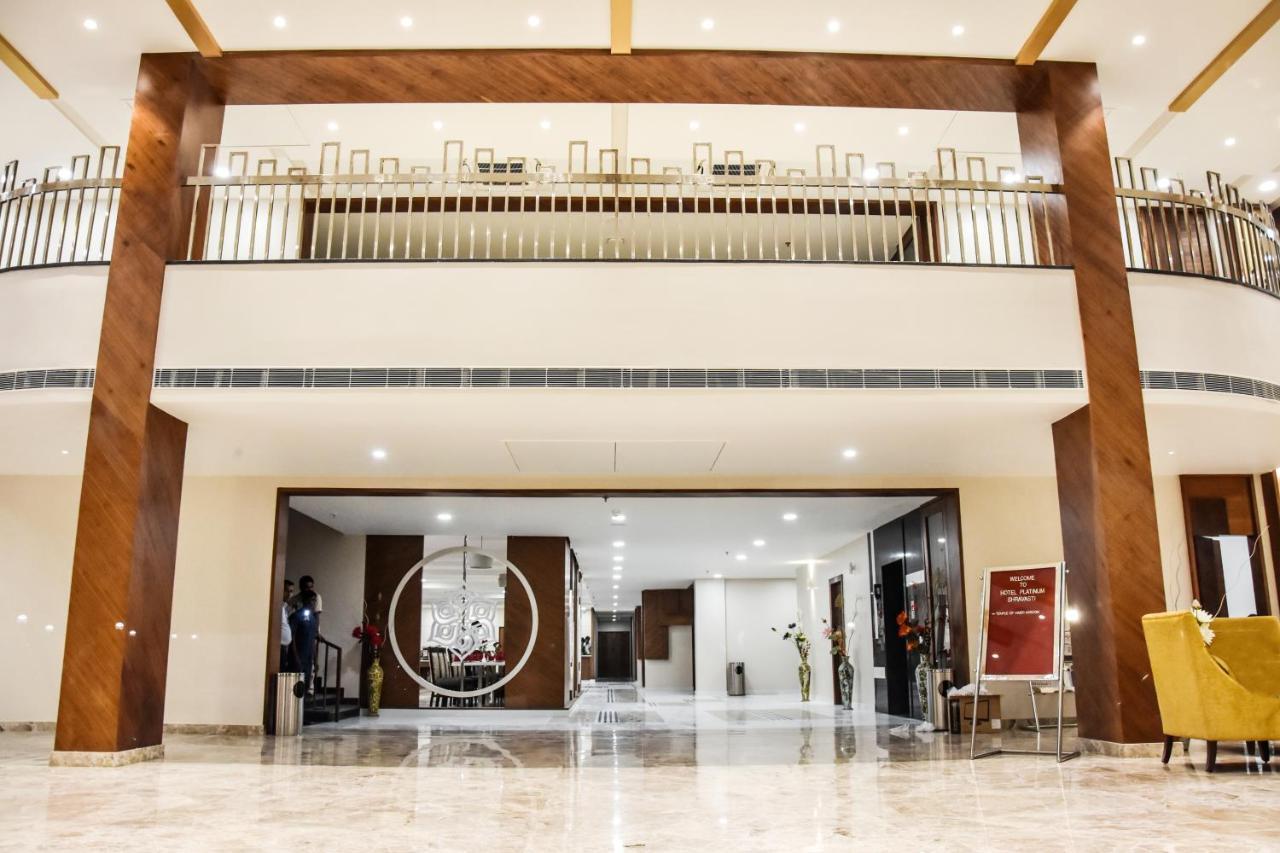 Hotel Platinum Shravasti Katra  Extérieur photo